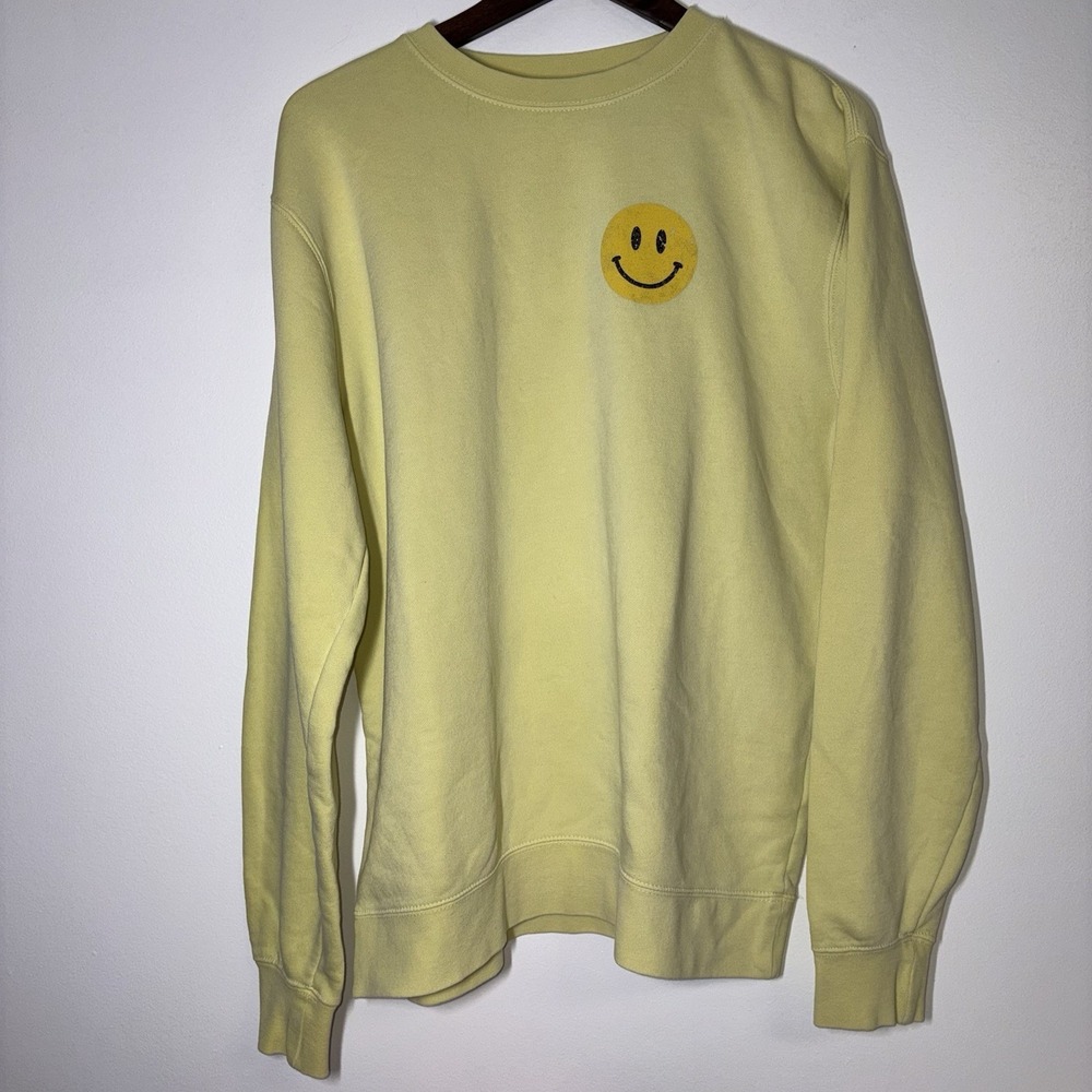 Living Fully Mallory Ervin Sz Med Smiley Face Crewneck Intentional Distressed